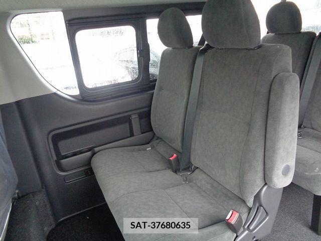 Toyota HIACE WAGON 2024-07 376782-5