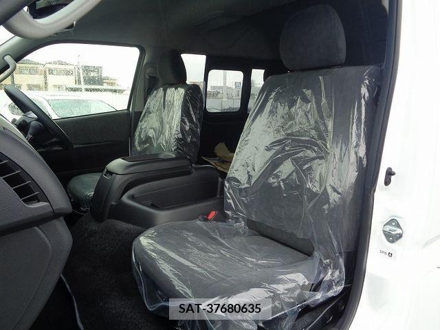 Toyota HIACE WAGON 2024-07 376782-4