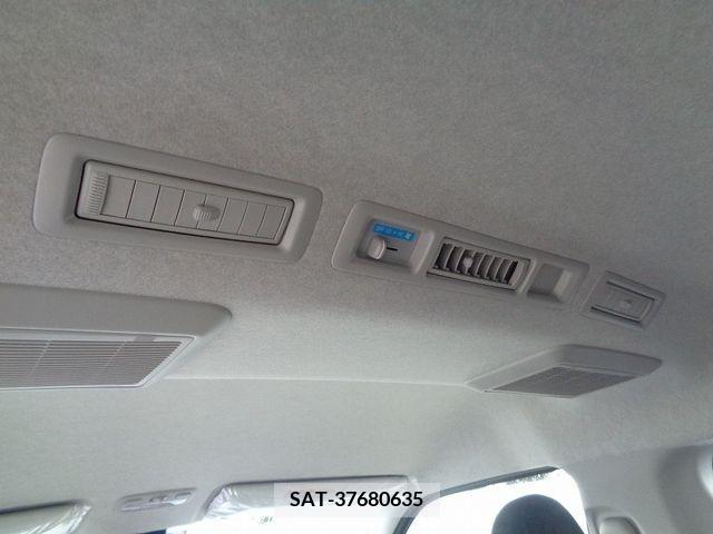 Toyota HIACE WAGON 2024-07 376782-19