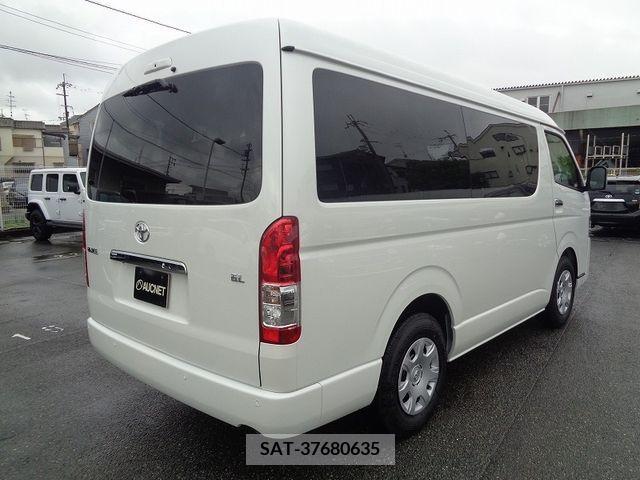 Toyota HIACE WAGON 2024-07 376782-2