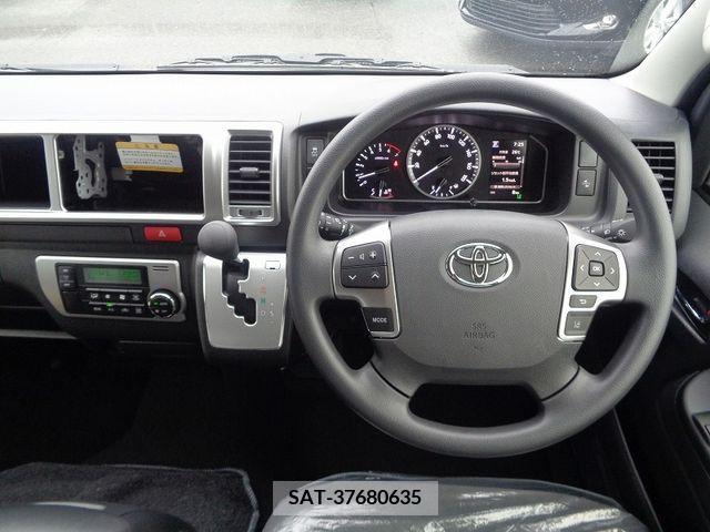 Toyota HIACE WAGON 2024-07 376782-1
