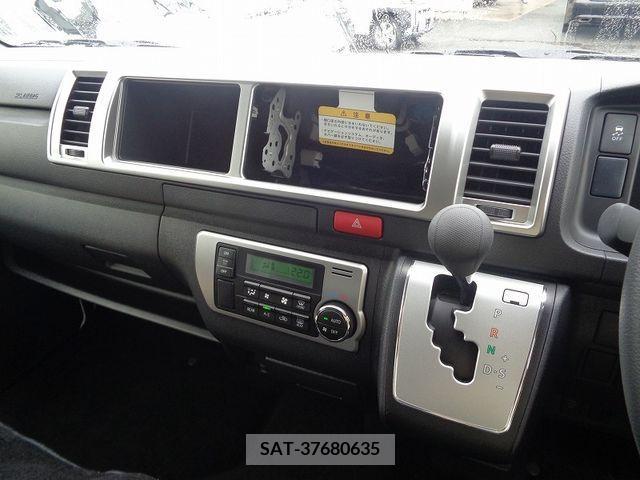 Toyota HIACE WAGON 2024-07 376782-11
