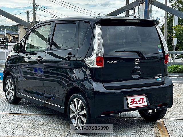 Nissan DAYZ 2014-01 390302-8