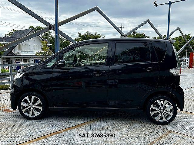 Nissan DAYZ 2014-01 390302-23