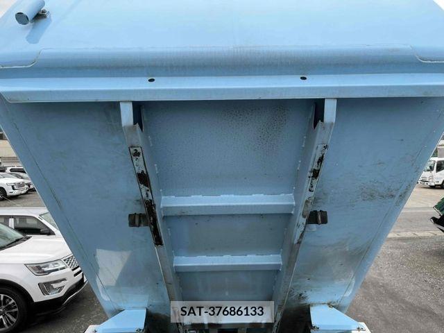 Mitsubishi CANTER 2016-12 232342-15