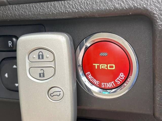 Toyota PRADO 2012-12 182254-6