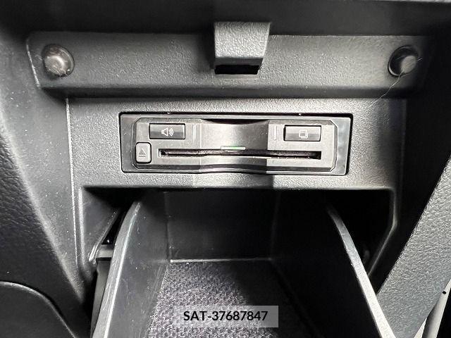 Toyota ALPHARD 2017-02 281062-10