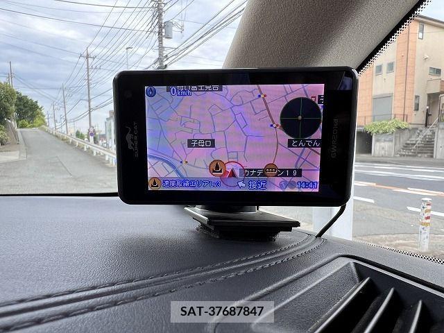 Toyota ALPHARD 2017-02 281062-14