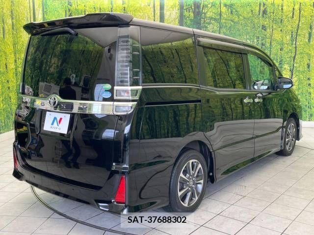 Toyota VOXY 2019-06 289277-17