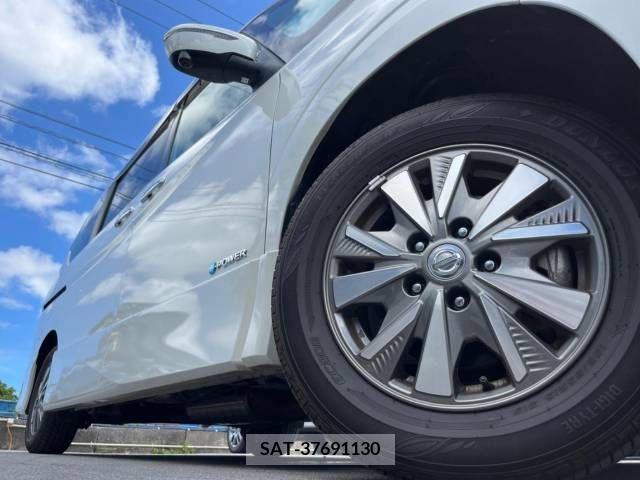 Nissan SERENA 2018-09 348690-16