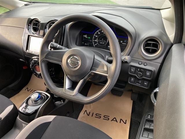 Nissan NOTE 2018-04 9387-26