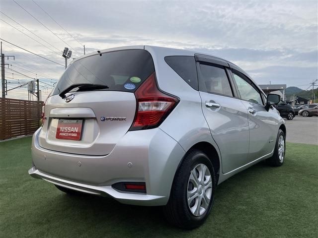 Nissan NOTE 2018-04 9387-24