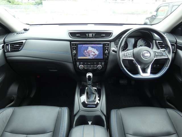 Nissan X-TRAIL 2021-01 11780-1