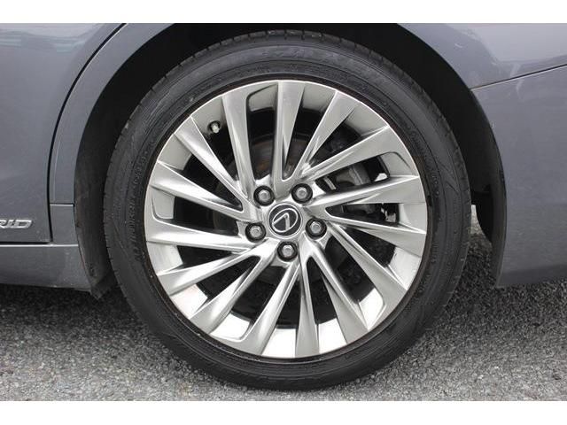 Lexus ES 2019-03 5517-13