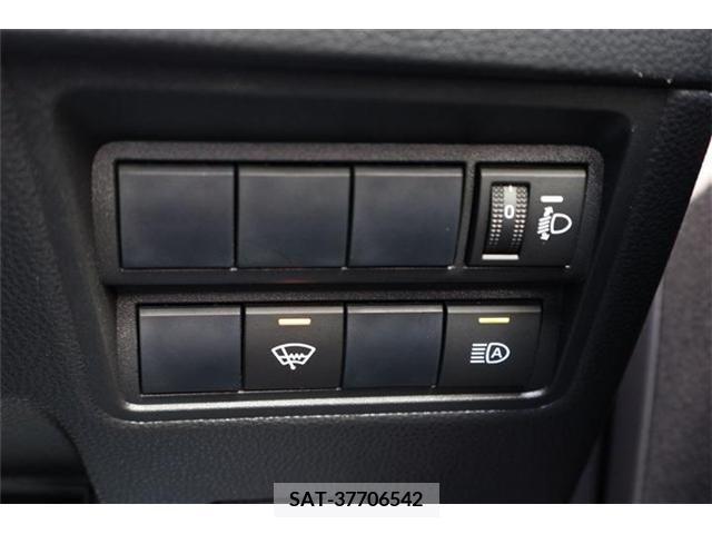 Toyota YARIS 2021-05 325893-8