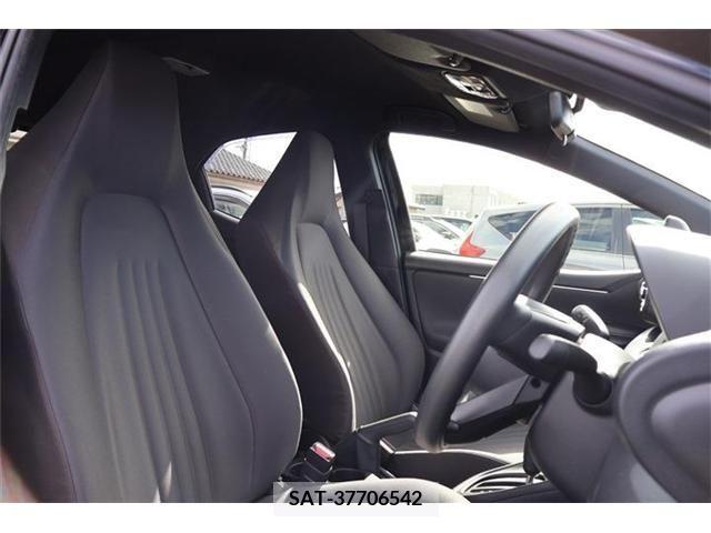 Toyota YARIS 2021-05 325893-17