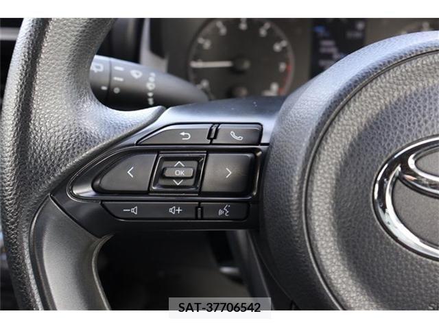 Toyota YARIS 2021-05 325893-15