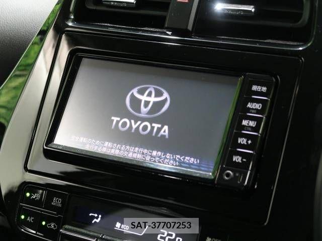 Toyota PRIUS 2018-08 379247-3