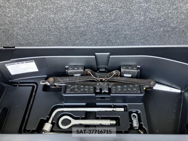 Toyota HARRIER 2006-08 377018-26