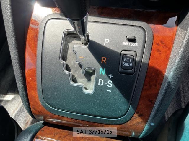 Toyota HARRIER 2006-08 377018-22