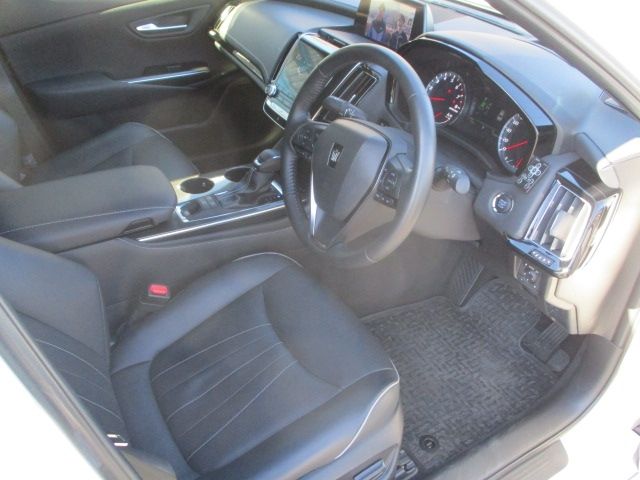 Toyota CROWN SEDAN 2018-07 27536-9