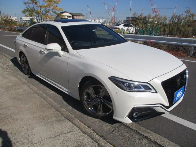 Toyota CROWN SEDAN 2018-07 27536-0