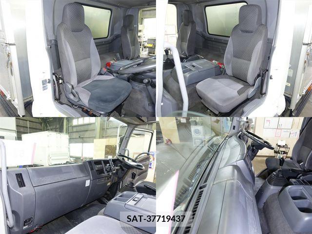 Isuzu FORWARD 2007-10 271664-8