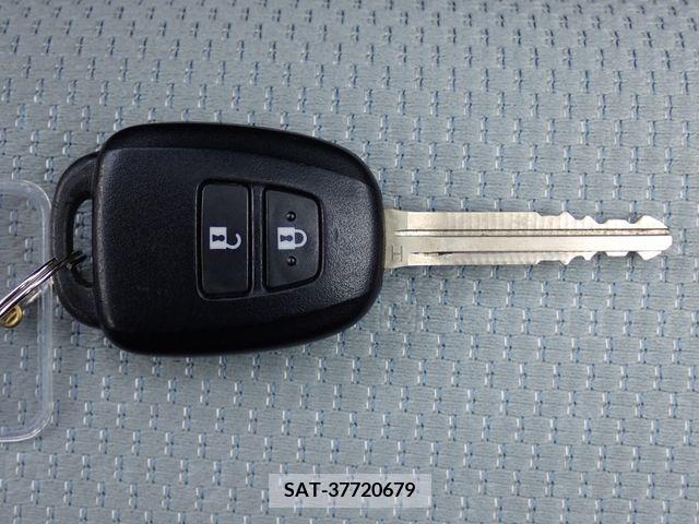 Toyota AQUA 2019-06 356090-13