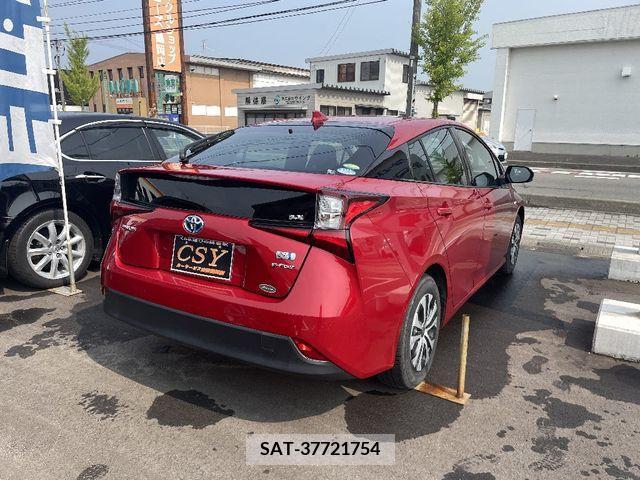 Toyota PRIUS 2019-04 384973-2