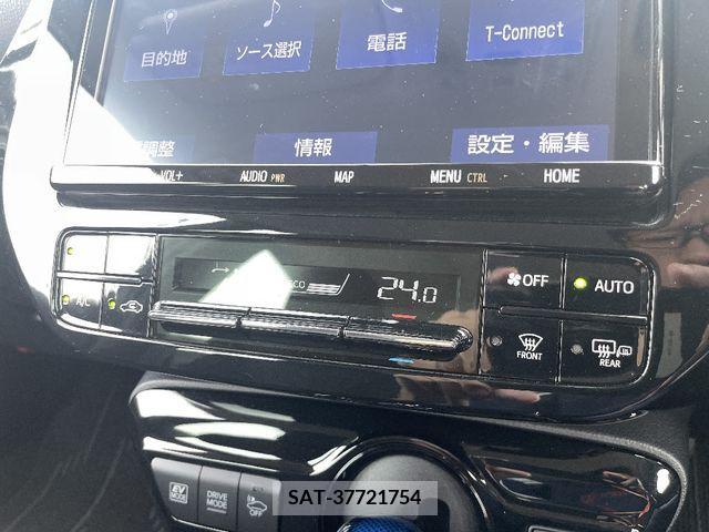 Toyota PRIUS 2019-04 384973-11