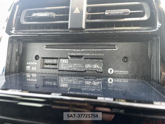 Toyota PRIUS 2019-04 384973-10