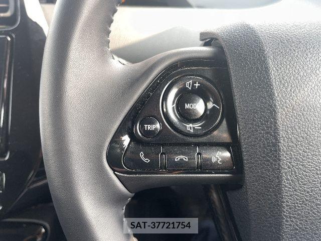 Toyota PRIUS 2019-04 384973-15
