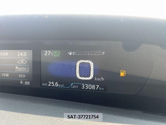 Toyota PRIUS 2019-04 384973-13