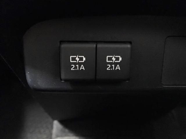 Toyota SIENTA 2022-05 27142-20