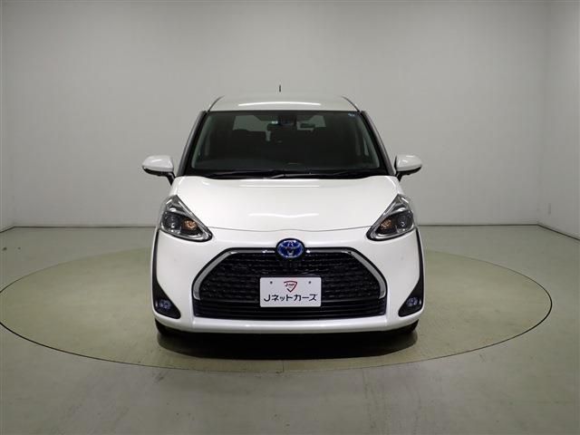 Toyota SIENTA 2022-05 27142-4