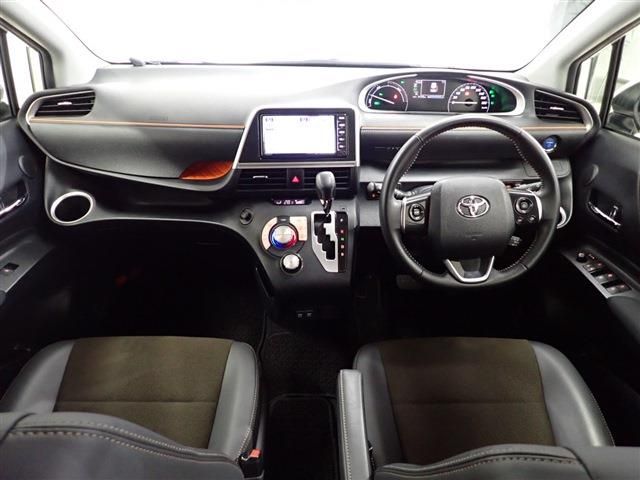 Toyota SIENTA 2022-05 27142-10