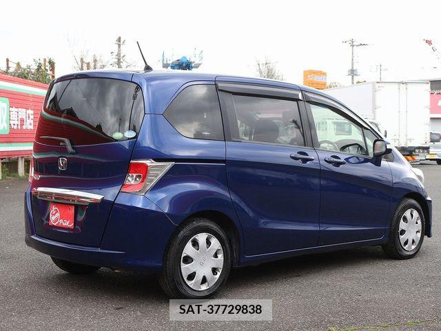 Honda FREED 2015-01 236564-1