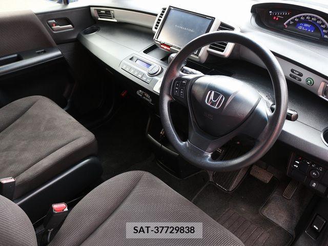Honda FREED 2015-01 236564-2