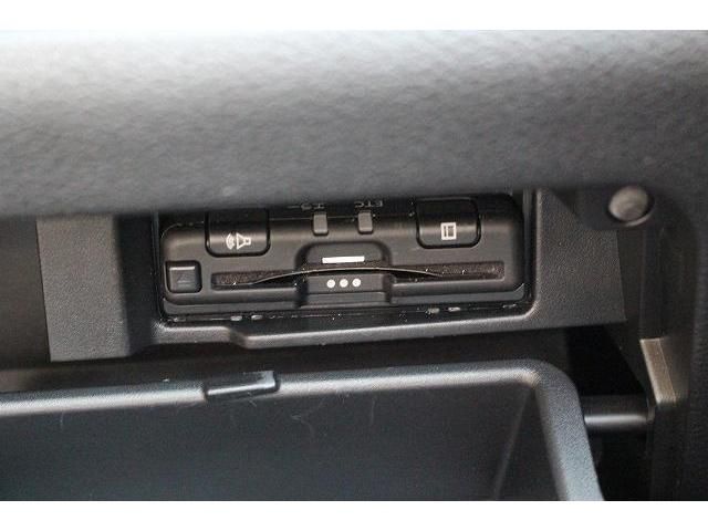 Nissan SERENA 2020-12 12106-3