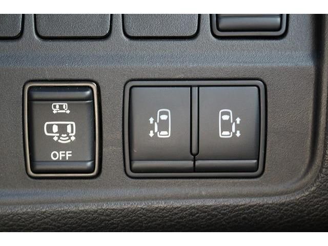 Nissan SERENA 2020-12 12106-5