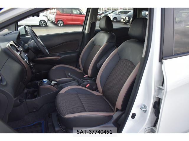 Nissan NOTE 2017-03 279977-14