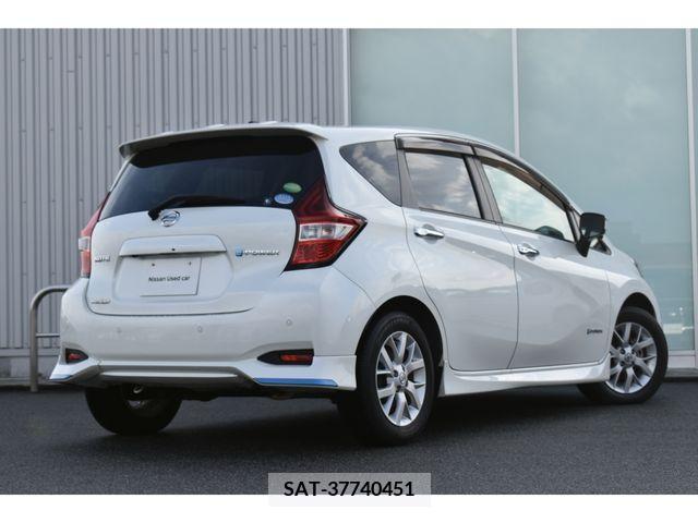 Nissan NOTE 2017-03 279977-1