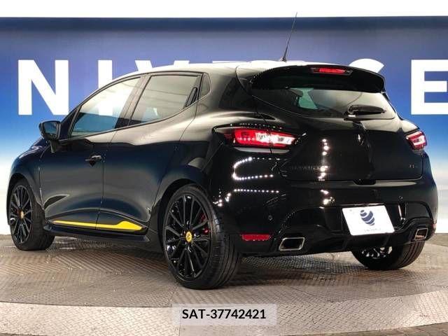 Renault LUTECIA 2018-06 244352-17