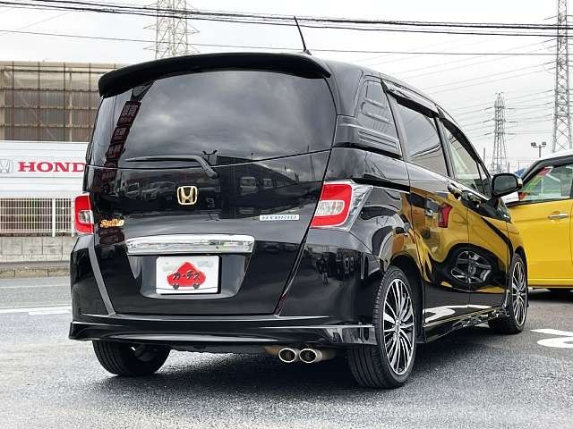 Honda FREED SPIKE 2014-04 185749-2
