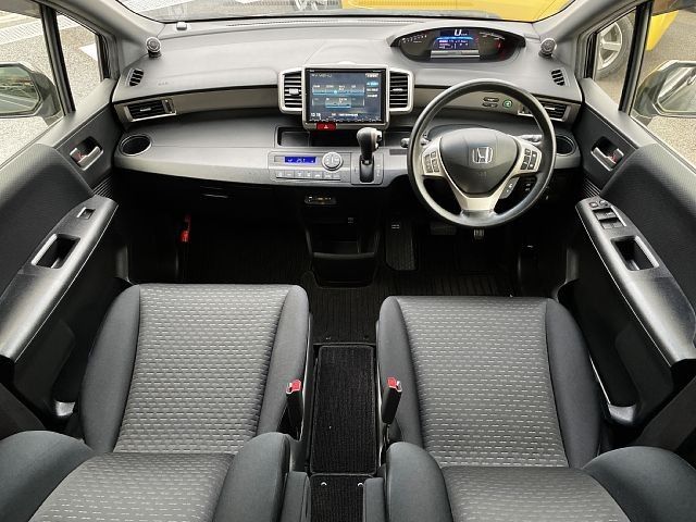 Honda FREED SPIKE 2014-04 185749-1