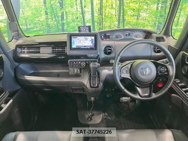 Honda N BOX CUSTOM 2021-03 221286-1