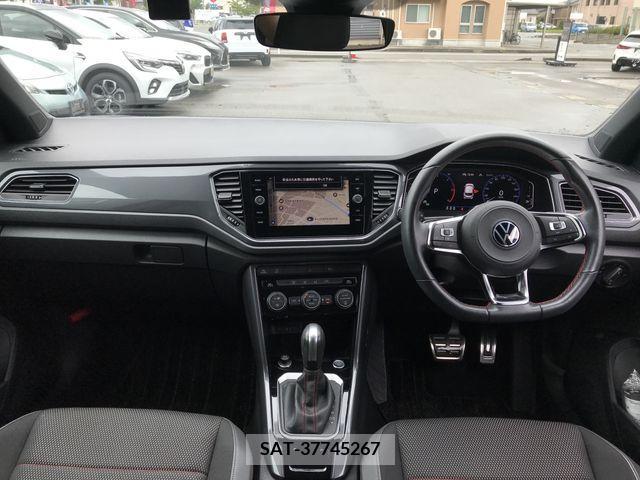 VolksWagen T-ROC 2021-09 388846-1