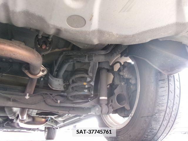 Nissan SERENA 2013-08 368075-29