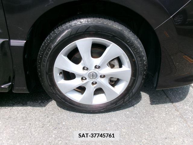 Nissan SERENA 2013-08 368075-6