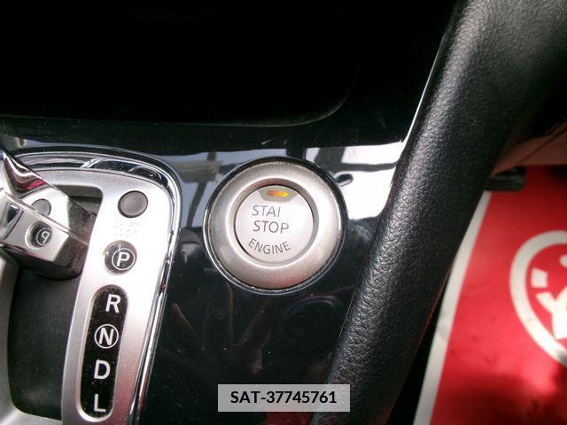 Nissan SERENA 2013-08 368075-25